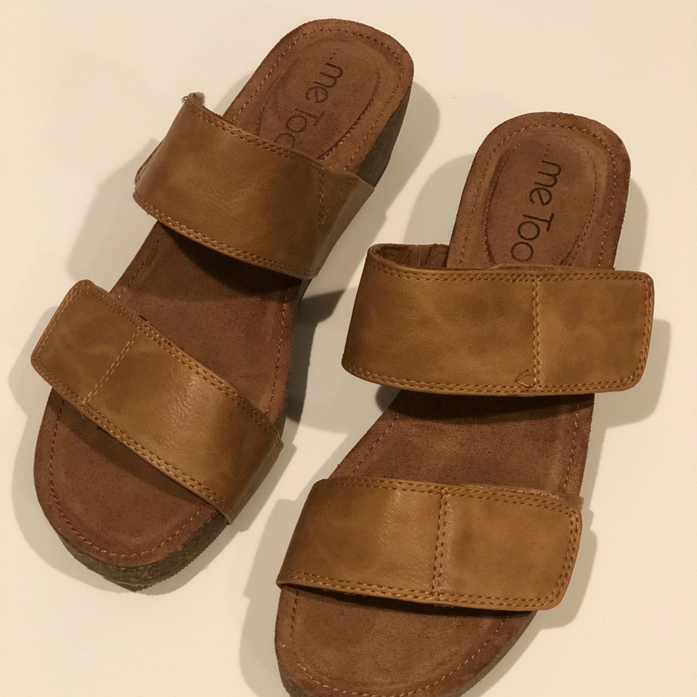 Me Too sandals/wedges - Picture 2 of 5